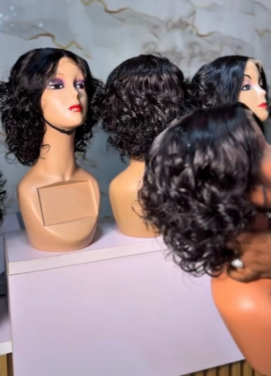 Deal B29
Amy bounce
Hair type; human hair blend
Length; 8